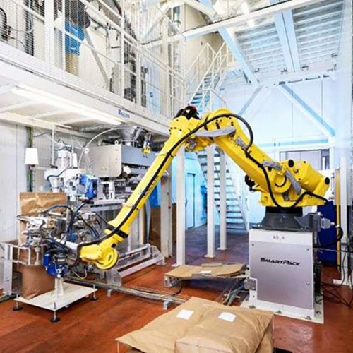 A very compact and flexible system for fully automatic bag filling and palletizing.