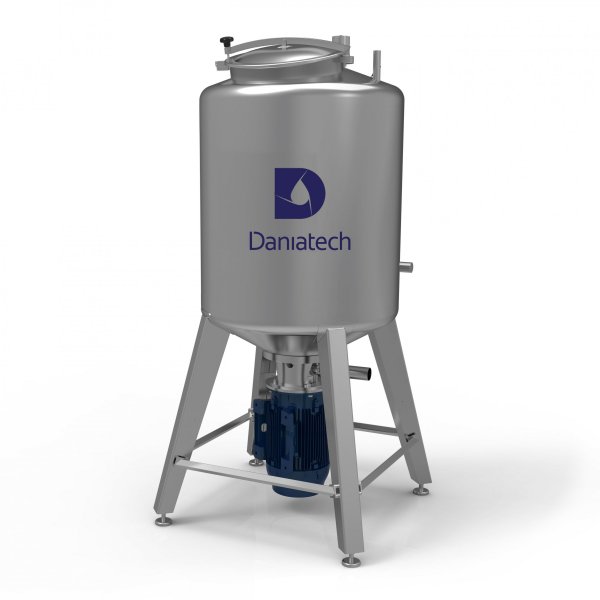 In the BasicMaster powder are added manually or automatic through the manhole above liquid level. The mixer generates a controlled vortex in the tank, which contributes to separating air from the liquid and generates a perfect homogeneous dispersion within seconds.